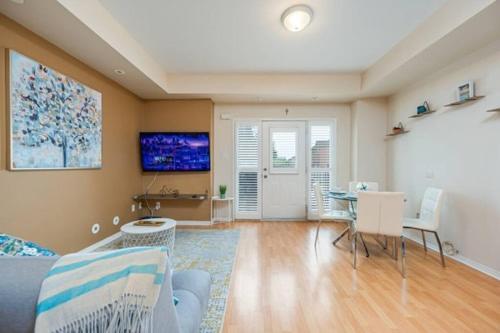 Cozy 1 Bedroom Townhome Apartment Μισισάουγκα Εξωτερικό φωτογραφία